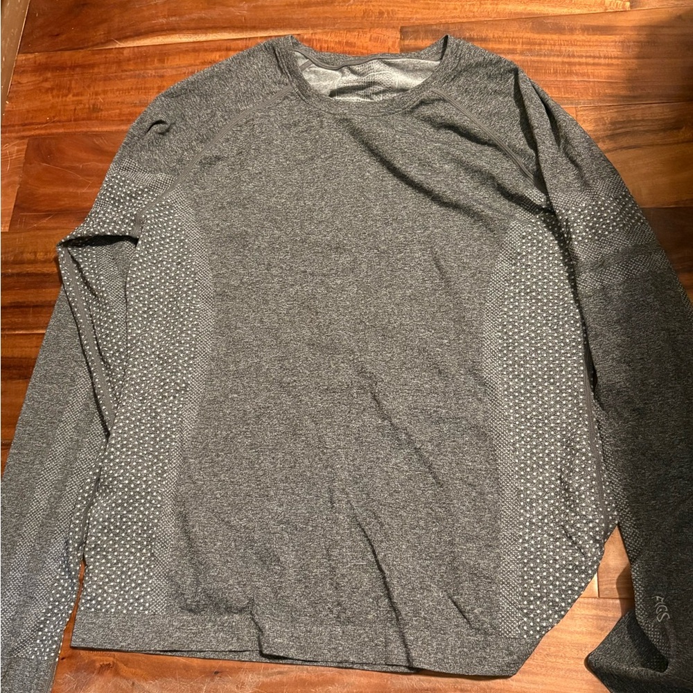 Figs Grey Salta - Women's Long Sleeve Performance Tee